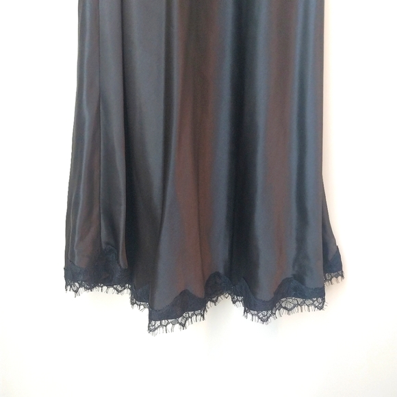 BCBG PARIS Satin Dress In Black Silk Sz 4 - Picture 3 of 7